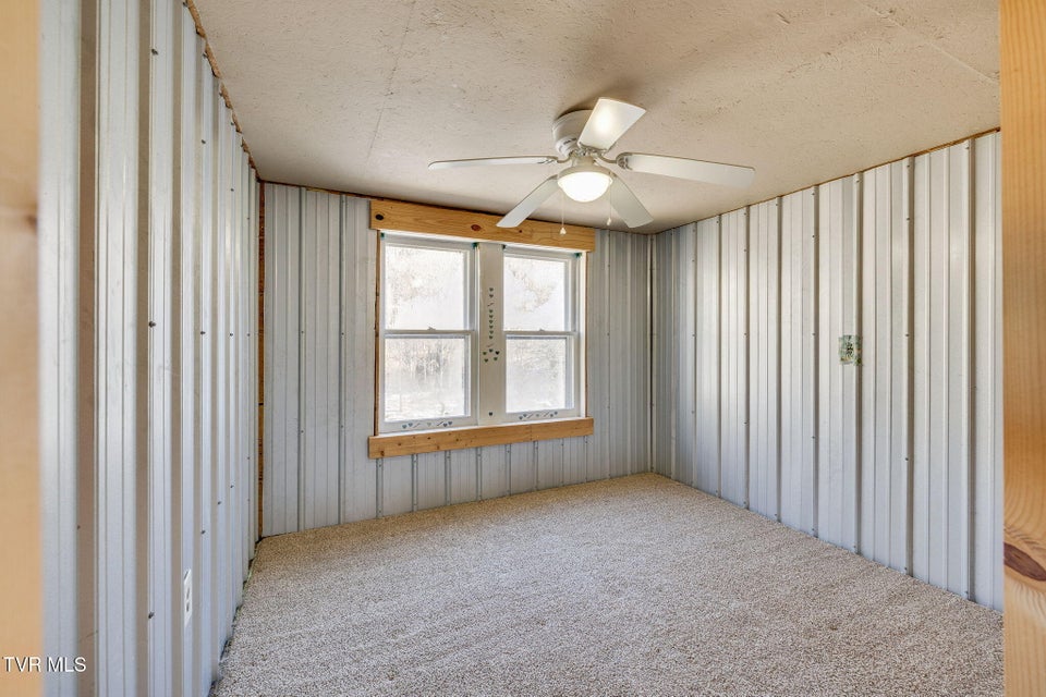 Photo #21: 592 Heaton Creek Road