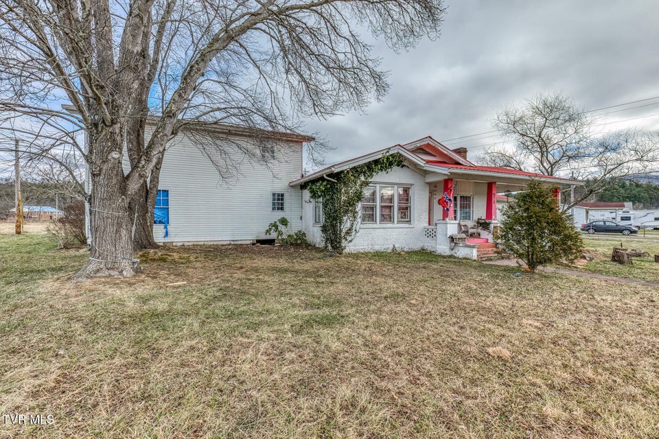 Photo #4: 920 Highway 421 