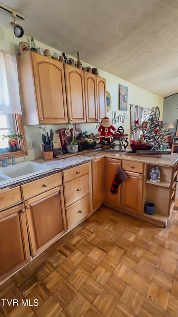 Photo #21: 920 Highway 421 