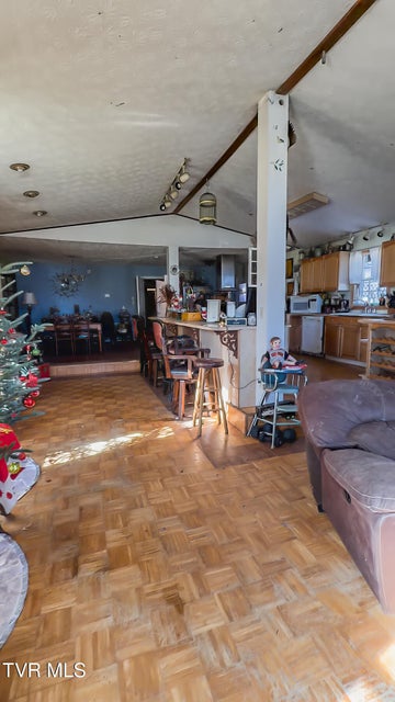 Photo #27: 920 Highway 421 