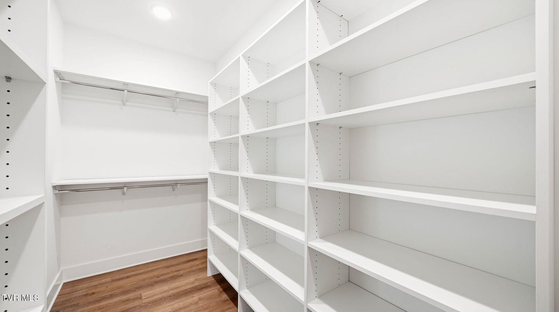 Photo #49: 1445 Cabot Cove