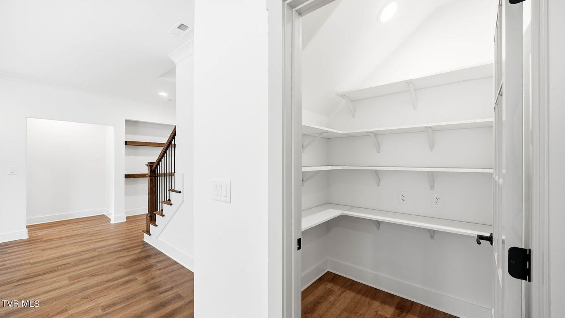 Photo #32: 1445 Cabot Cove