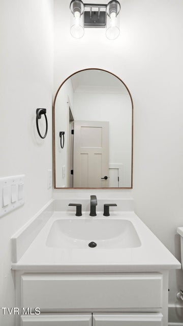 Photo #33: 1445 Cabot Cove