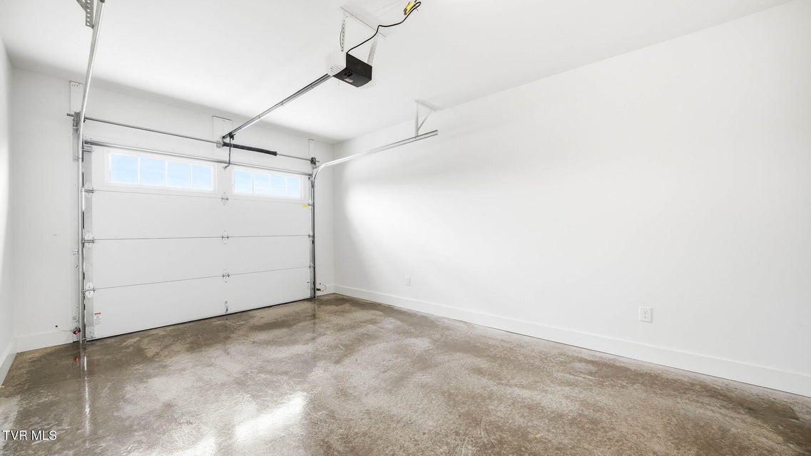 Photo #61: 1445 Cabot Cove