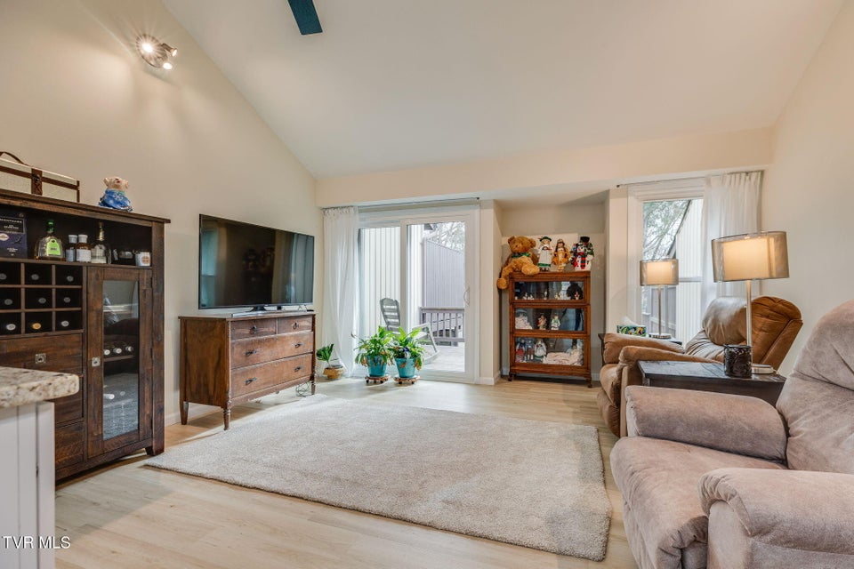 Photo #6: 780 Hamilton Road