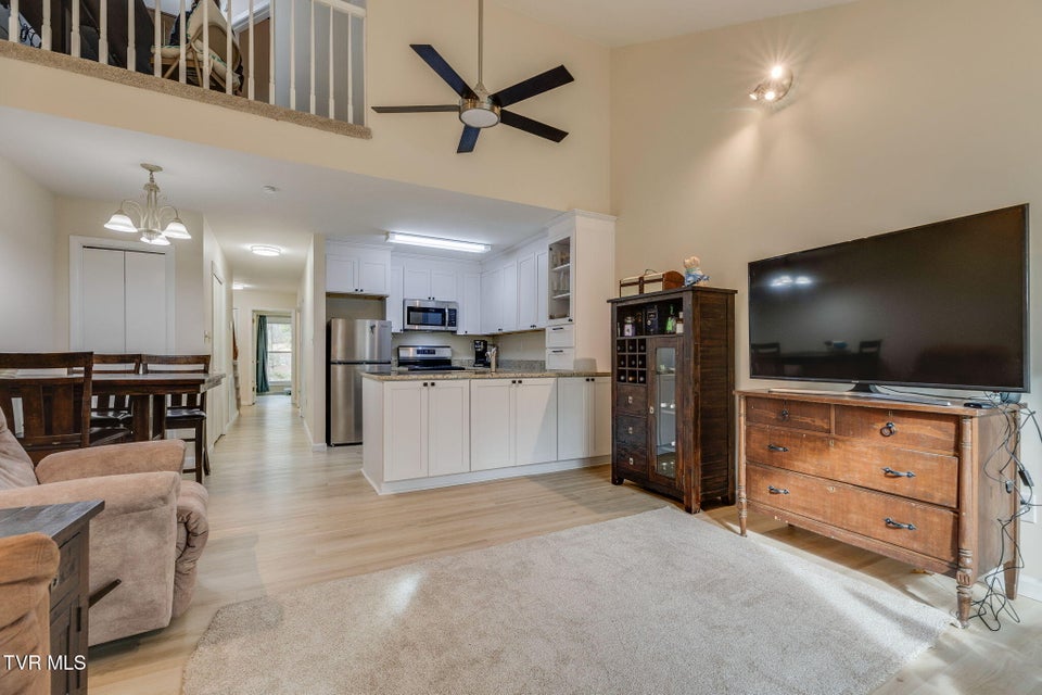 Photo #7: 780 Hamilton Road