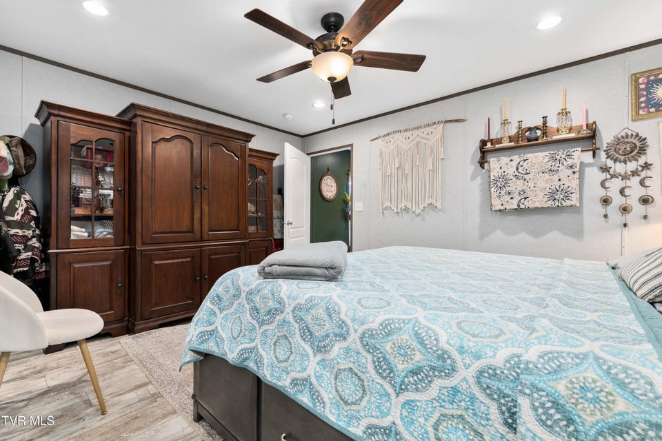 Photo #38: 326 Grindstaff Road