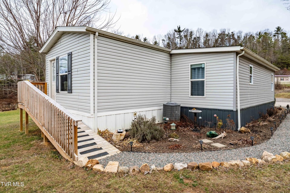 Photo #9: 326 Grindstaff Road