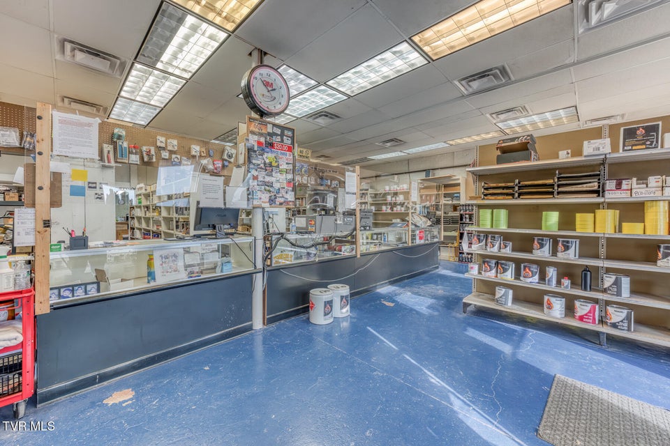 Photo #7: 256 Main Street