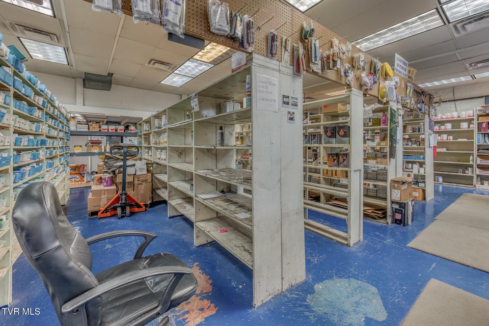 Photo #12: 256 Main Street