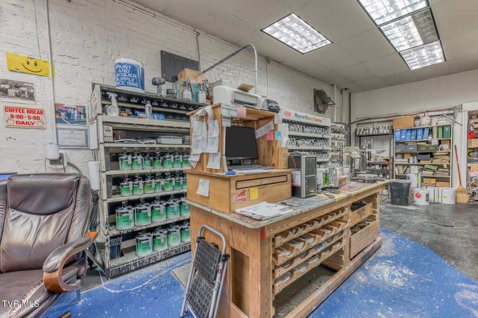 Photo #25: 256 Main Street