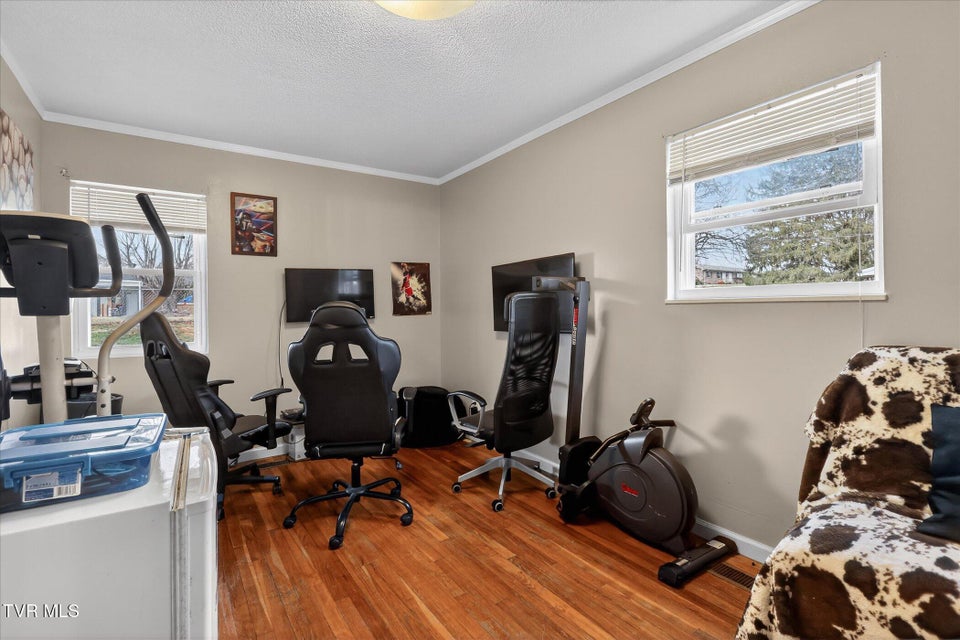 Photo #15: 146 Circleview Drive