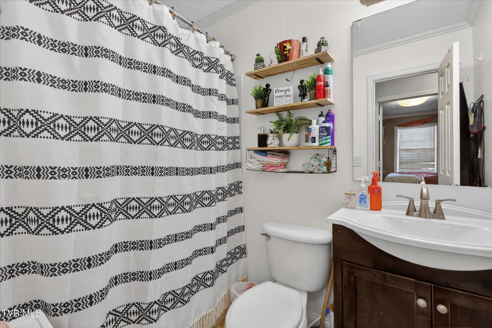 Photo #16: 146 Circleview Drive