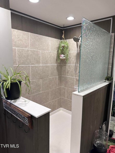 Photo #41: 326 Grindstaff Road