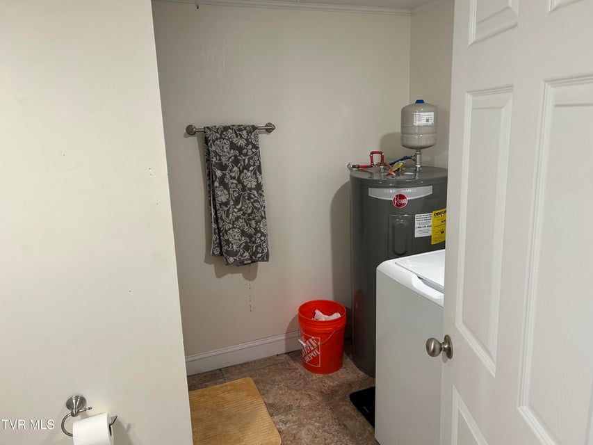 Photo #12: 610 Reno Street