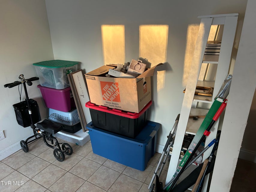 Photo #23: 610 Reno Street