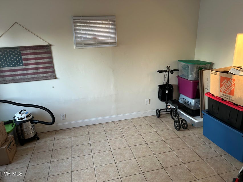 Photo #25: 610 Reno Street