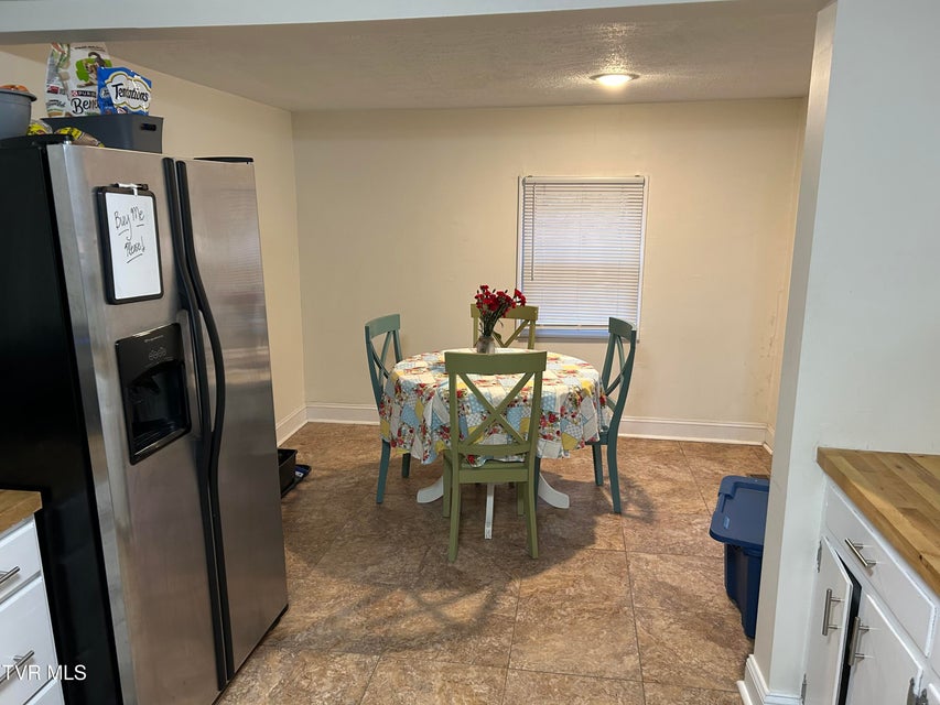 Photo #28: 610 Reno Street