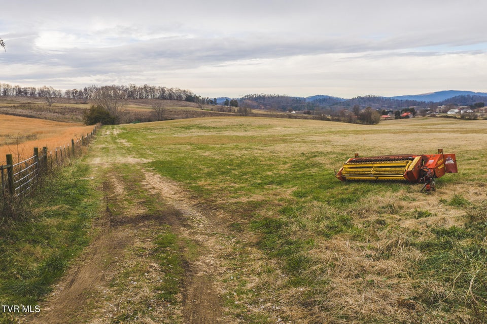 Photo #28: 6975 Saint Clair Road