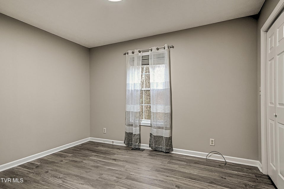 Photo #21: 910 Cornerstone Court