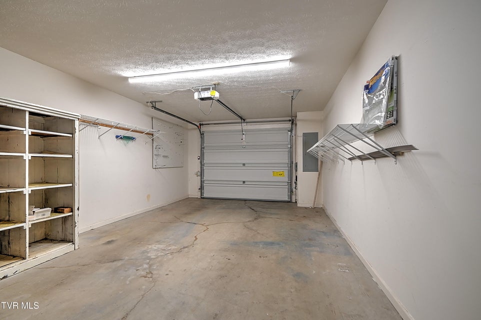 Photo #36: 910 Cornerstone Court