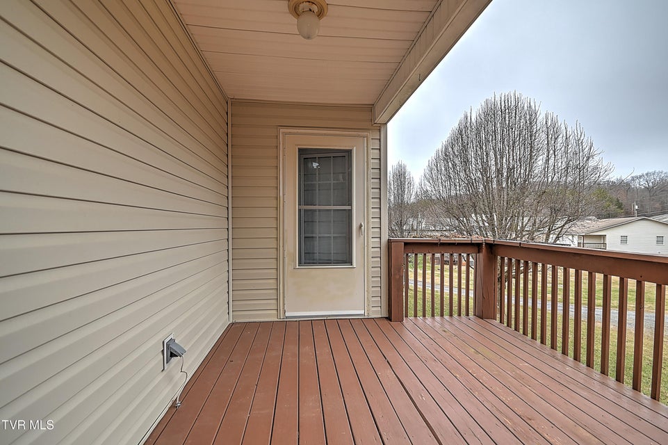 Photo #39: 910 Cornerstone Court