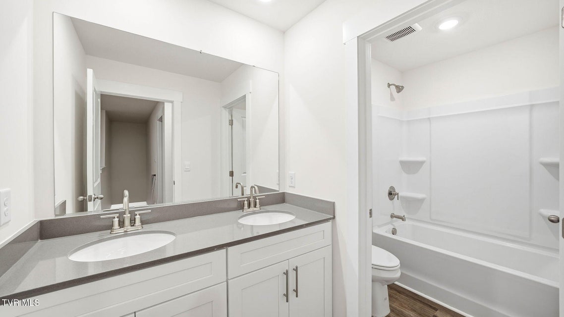 Photo #27: 439 Rock Springs Road 