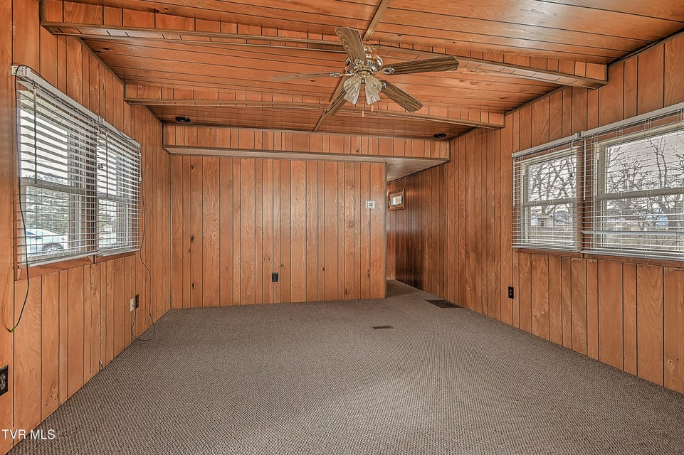 Photo #7: 1031 Rogan Street