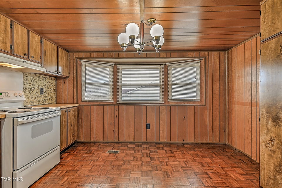 Photo #13: 1031 Rogan Street