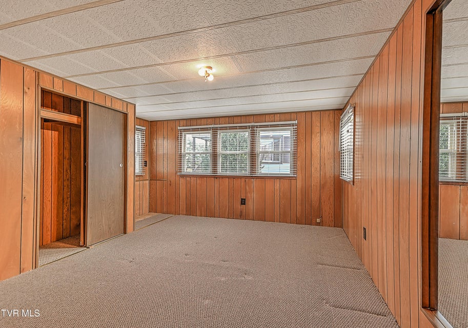 Photo #19: 1031 Rogan Street