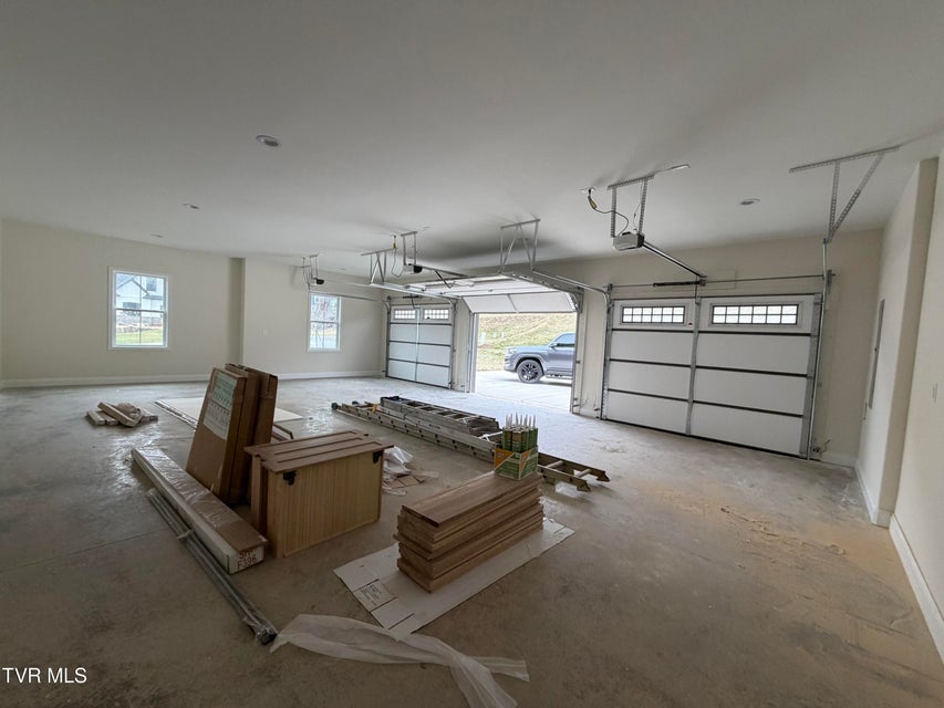 Photo #17: 3 Morning Glory Terrace