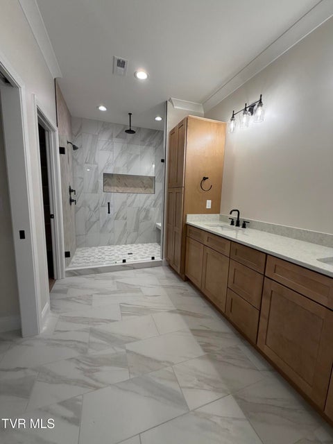 Photo #12: 3 Morning Glory Terrace