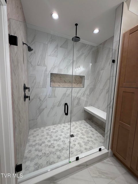 Photo #13: 3 Morning Glory Terrace