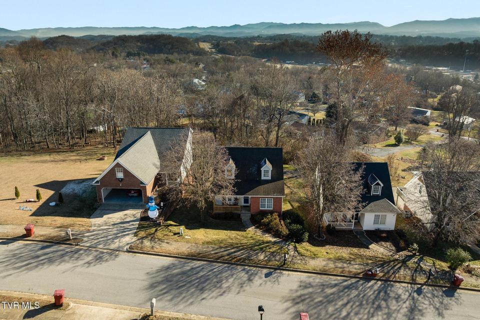 Photo #47: 16 Taylor Ridge Court