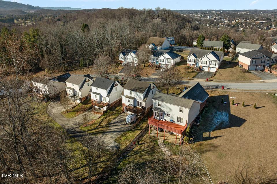 Photo #51: 16 Taylor Ridge Court