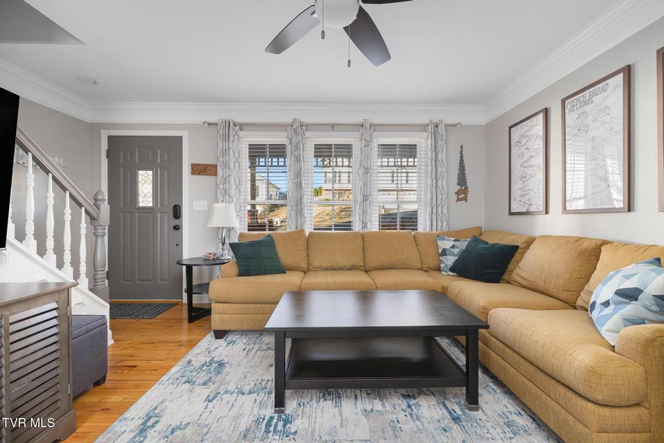 Photo #5: 16 Taylor Ridge Court