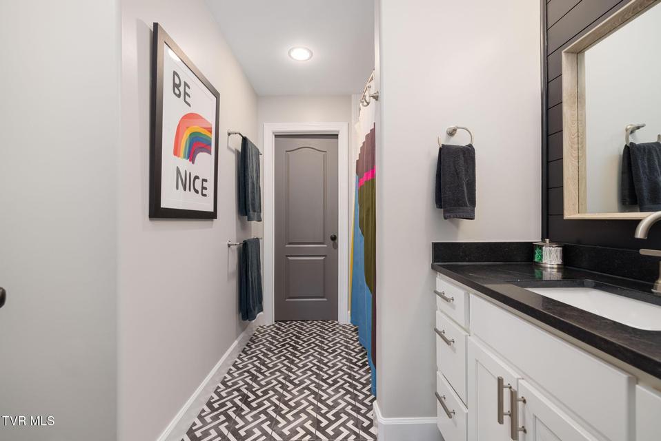 Photo #18: 16 Taylor Ridge Court