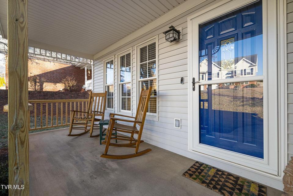 Photo #4: 16 Taylor Ridge Court