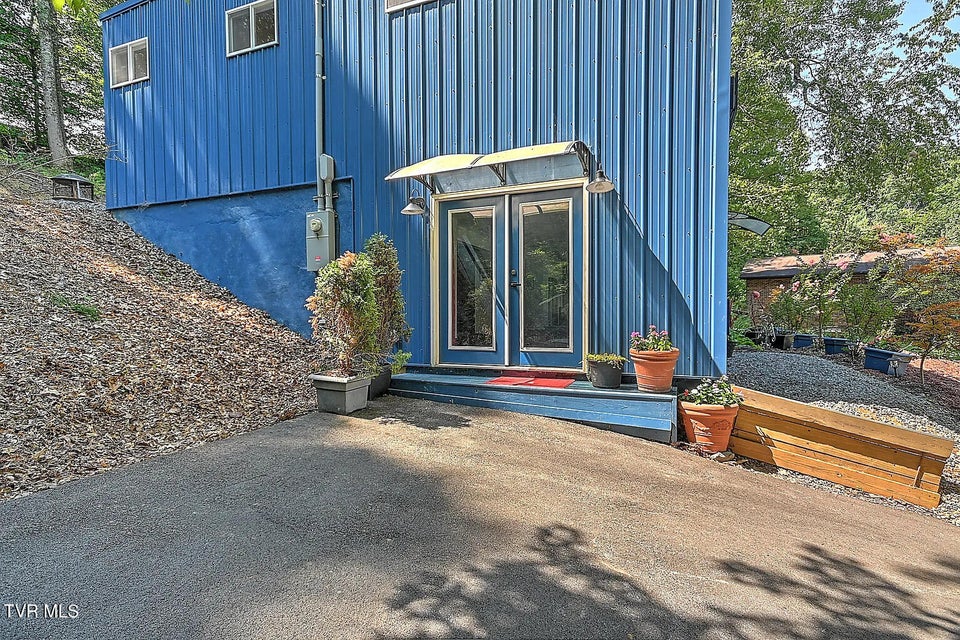 Photo #10: 3 Overlook Court