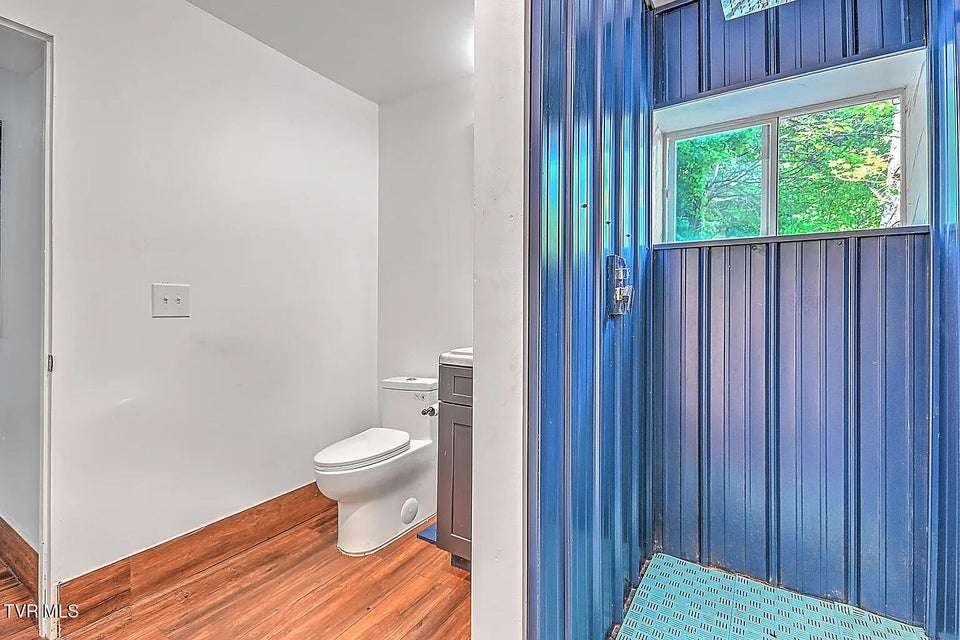 Photo #30: 3 Overlook Court