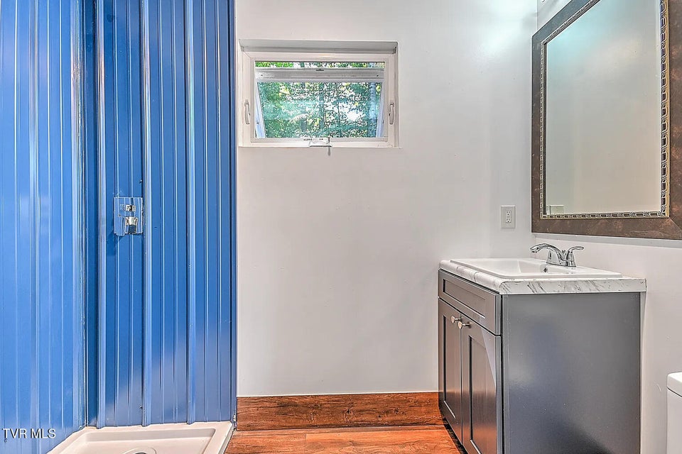 Photo #44: 3 Overlook Court