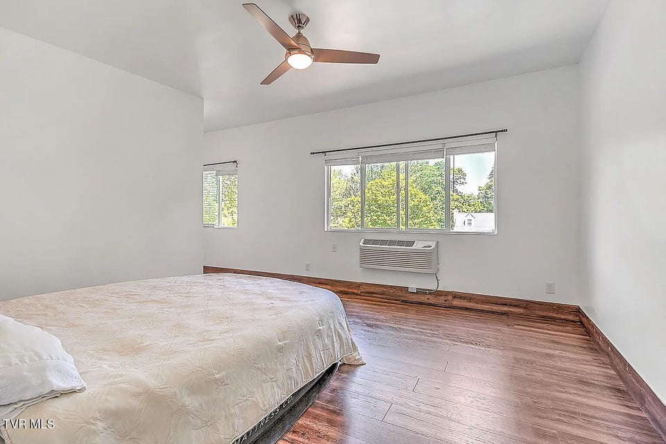 Photo #45: 3 Overlook Court