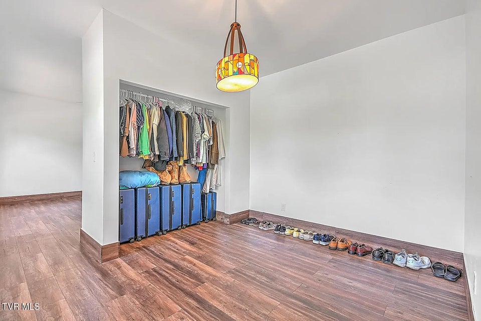 Photo #49: 3 Overlook Court