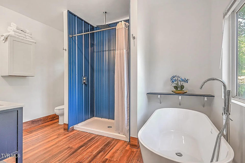 Photo #51: 3 Overlook Court