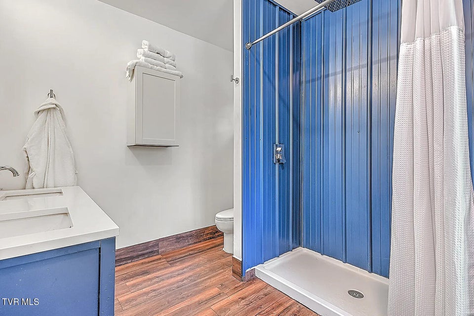 Photo #53: 3 Overlook Court