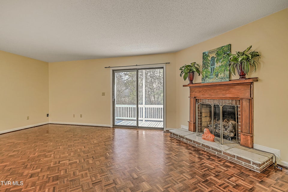 Photo #4: 605 Redstone Drive