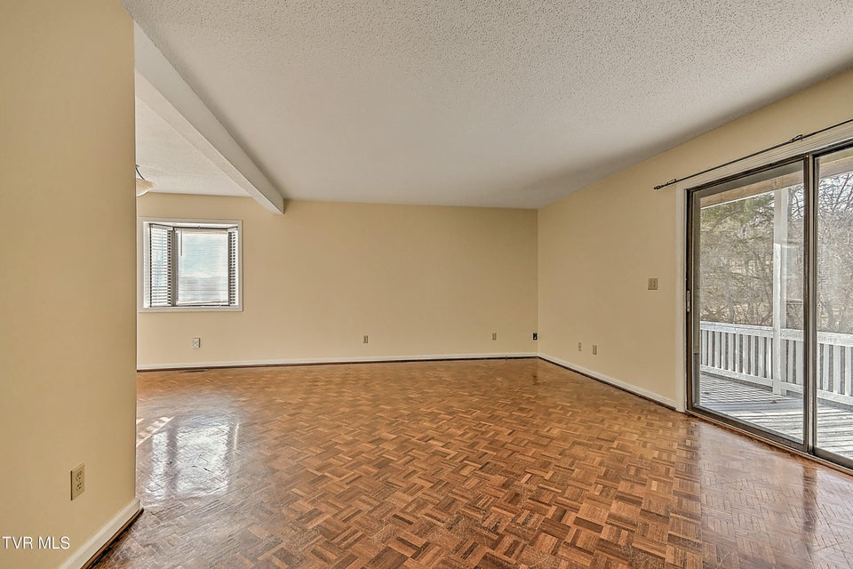 Photo #5: 605 Redstone Drive