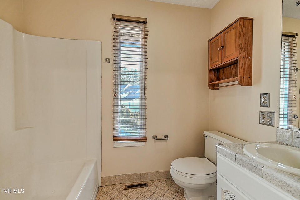 Photo #19: 605 Redstone Drive