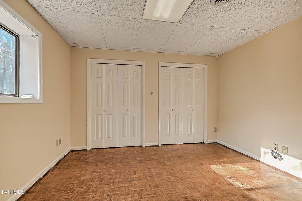 Photo #30: 605 Redstone Drive