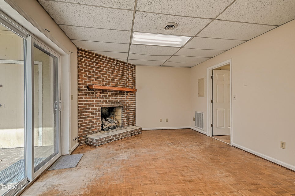 Photo #35: 605 Redstone Drive